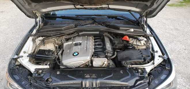 BMW 525 2005, 256,000 km - 2.5 л - Bakı