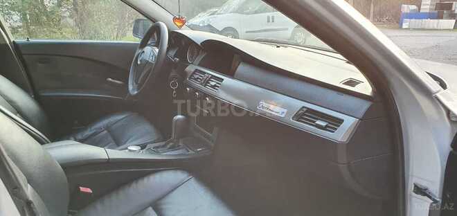 BMW 525 2005, 256,000 km - 2.5 л - Bakı