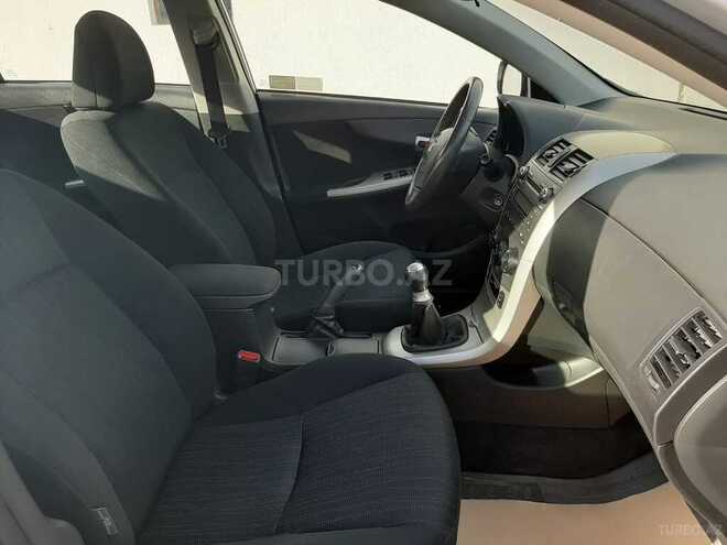 Toyota Corolla 2008, 236,000 km - 1.4 l - Bakı