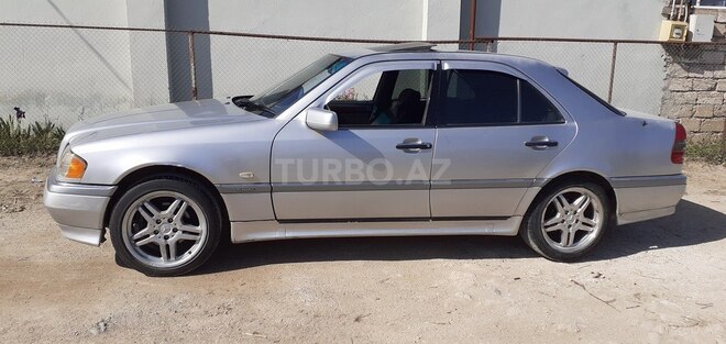 Mercedes C 180 1994, 290,000 km - 1.8 l - Bakı