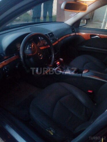 Mercedes E 220 2004, 404,443 km - 2.2 l - Bakı
