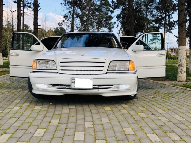 Mercedes C 230 1998, 172,886 km - 2.3 l - İmişli