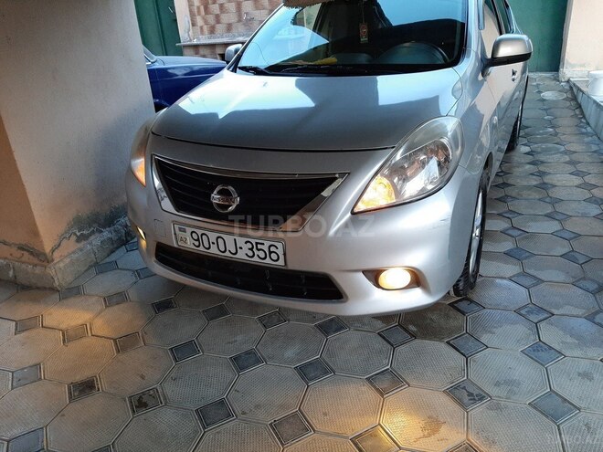 Nissan Sunny 2012, 243,000 km - 1.5 л - Bakı