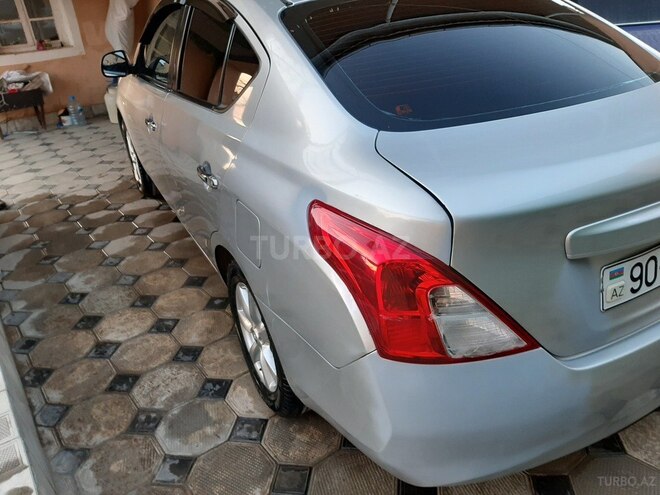 Nissan Sunny 2012, 243,000 km - 1.5 л - Bakı