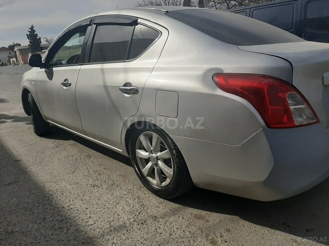 Nissan Sunny 2012, 243,000 km - 1.5 л - Bakı
