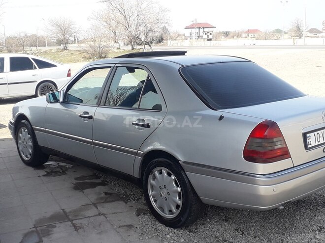 Mercedes C 180 1997, 420,000 km - 1.8 l - Sumqayıt
