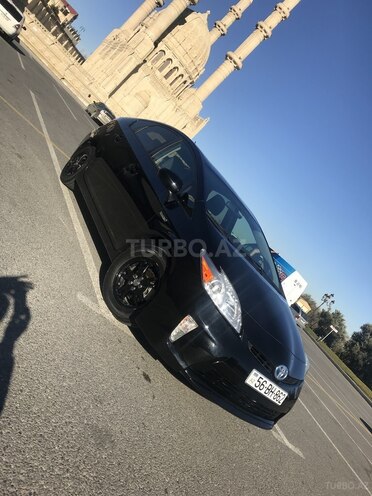 Toyota Prius 2013, 135,000 km - 1.8 l - Bakı