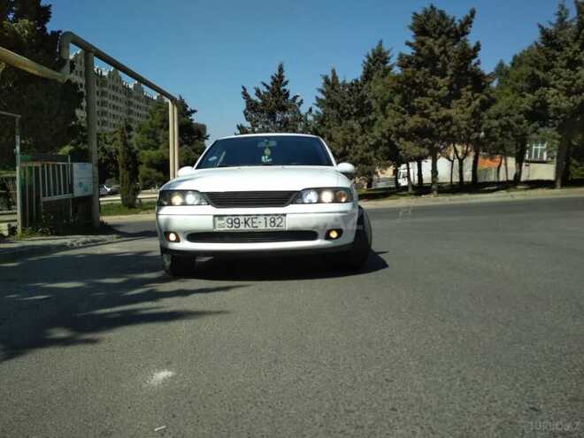 Opel Vectra 1999, 261,000 km - 1.8 l - Bakı