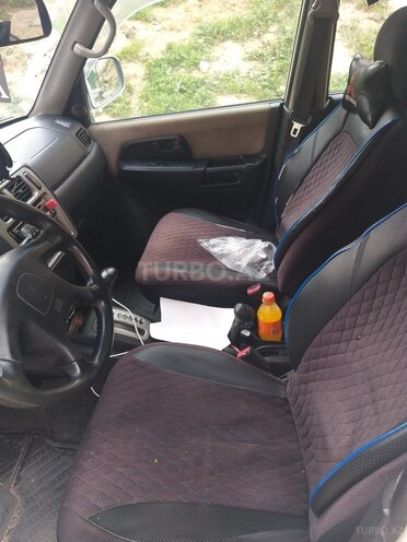Mitsubishi Pajero io 2001, 397,000 km - 2.0 л - Bakı