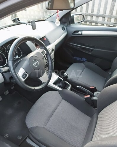 Opel Astra 2008, 258,000 km - 1.4 l - Lənkəran