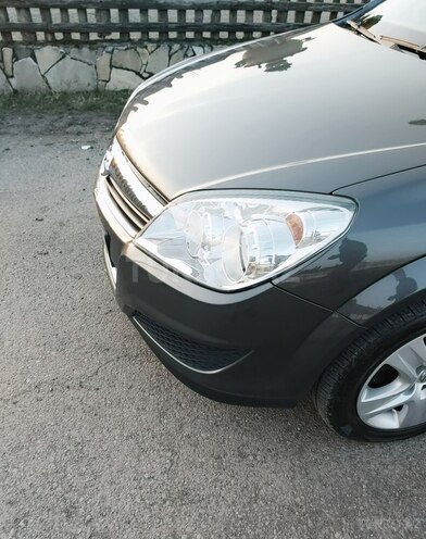 Opel Astra 2008, 258,000 km - 1.4 l - Lənkəran