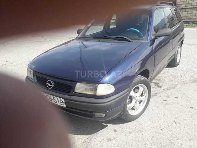 Opel Astra 1997, 184,000 km - 1.6 л - Şəki