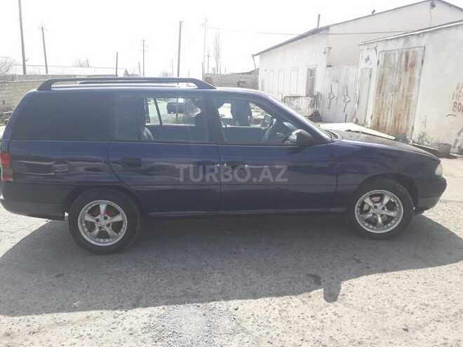 Opel Astra 1997, 184,000 km - 1.6 л - Şəki