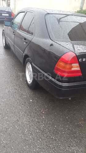 Mercedes C 220 1995, 290,000 km - 2.2 l - Gəncə