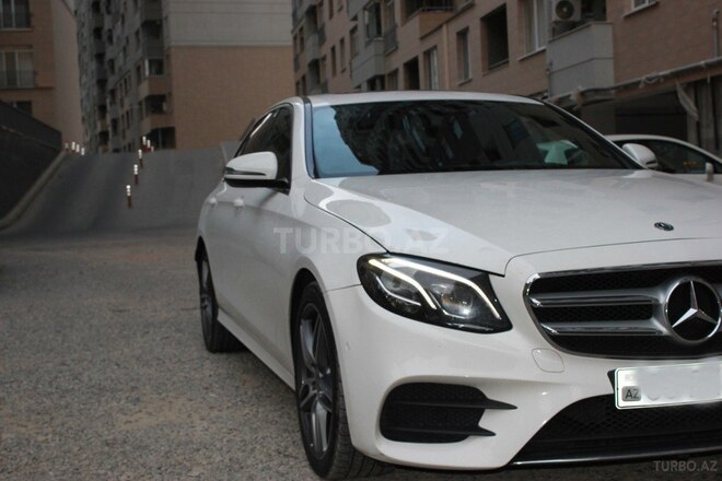 Mercedes E 220 2017, 115,000 km - 2.2 l - Bakı