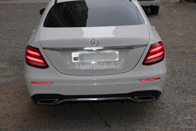 Mercedes E 220 2017, 115,000 km - 2.2 l - Bakı