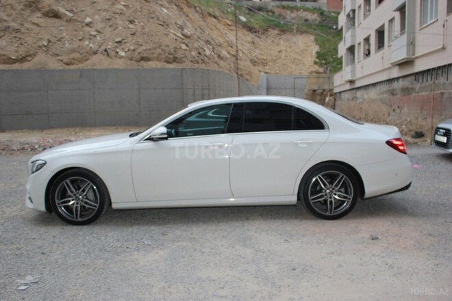 Mercedes E 220 2017, 115,000 km - 2.2 l - Bakı