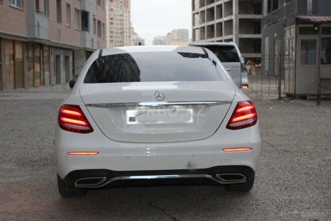 Mercedes E 220 2017, 115,000 km - 2.2 l - Bakı