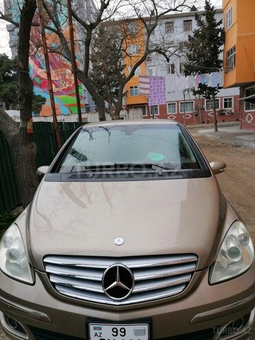 Mercedes B 170 2007, 68,000 km - 1.7 l - Bakı
