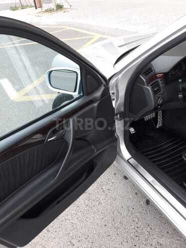 Mercedes E 240 2000, 221,174 km - 2.6 л - Bakı