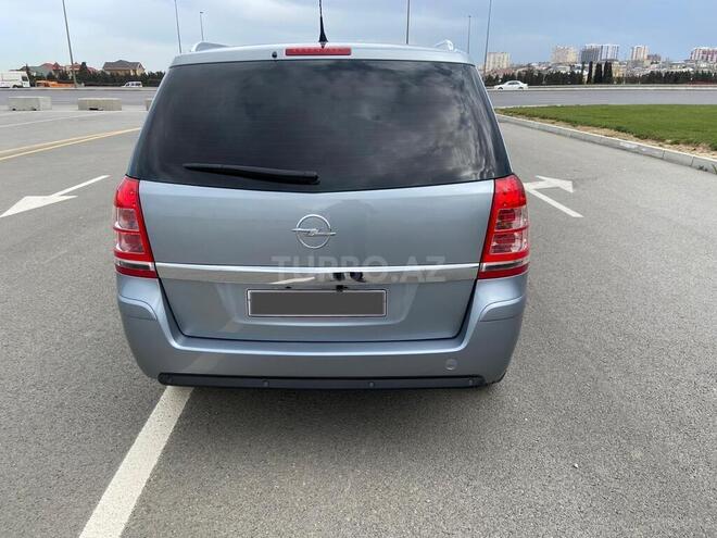 Opel Zafira 2005, 203,400 km - 2.2 l - Bakı