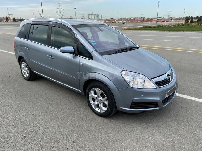 Opel Zafira 2005, 203,400 km - 2.2 l - Bakı