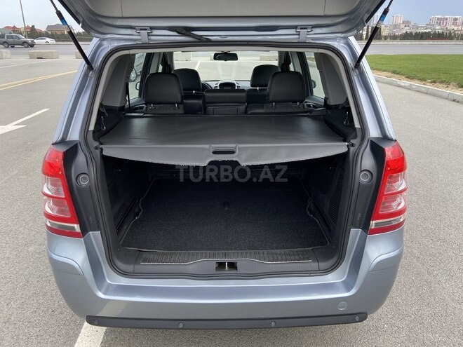 Opel Zafira 2005, 203,400 km - 2.2 l - Bakı