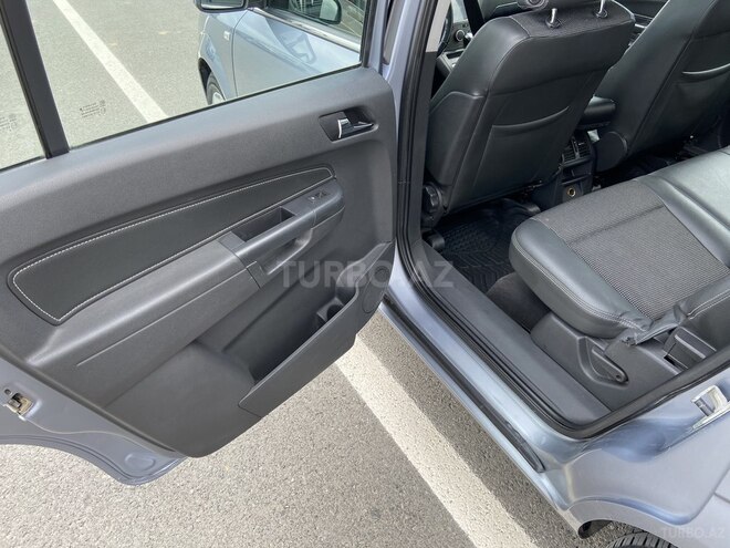 Opel Zafira 2005, 203,400 km - 2.2 l - Bakı