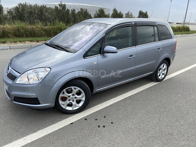 Opel Zafira 2005, 203,400 km - 2.2 l - Bakı
