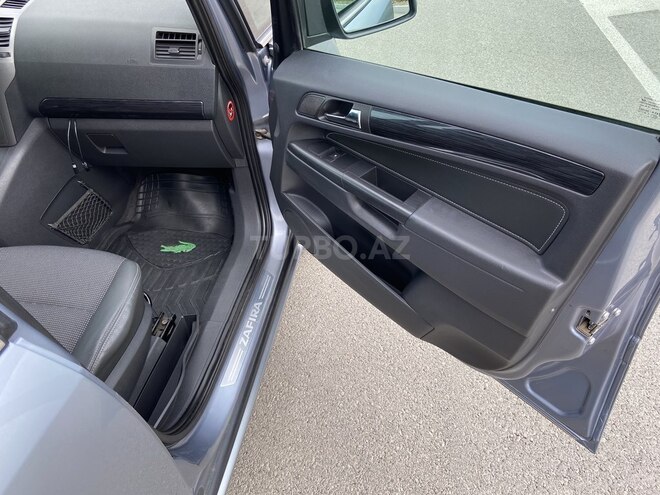 Opel Zafira 2005, 203,400 km - 2.2 l - Bakı
