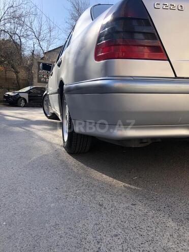 Mercedes C 220 1999, 299,160 km - 2.2 l - Bakı