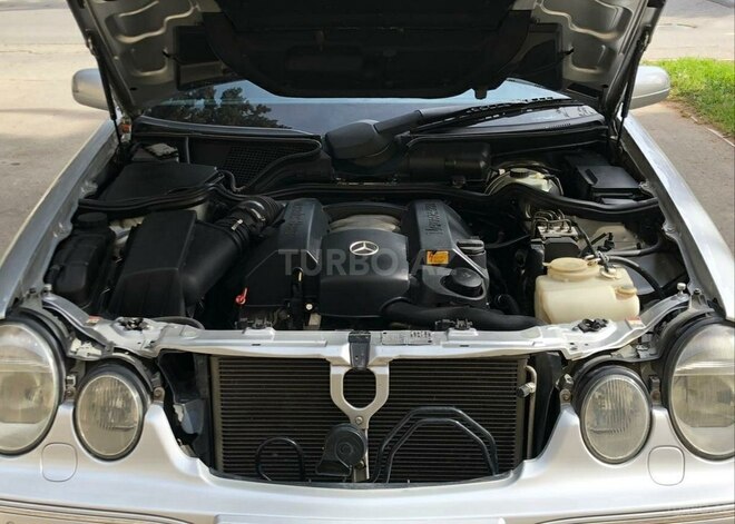 Mercedes E 320 2000, 181,000 km - 3.2 l - Bakı