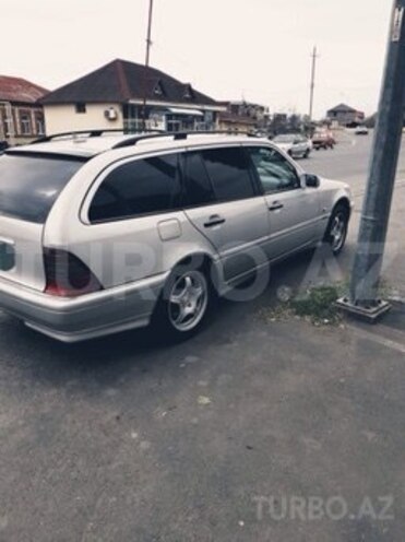 Mercedes C 240 1999, 285,000 km - 2.4 л - Zaqatala