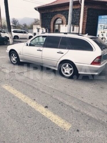 Mercedes C 240 1999, 285,000 km - 2.4 л - Zaqatala