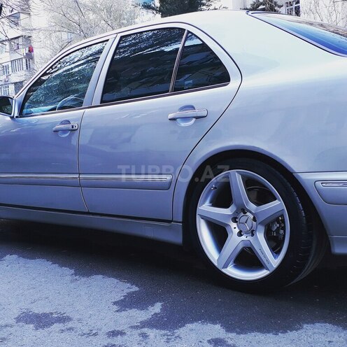 Mercedes E 320 2000, 190,000 km - 3.2 l - Bakı