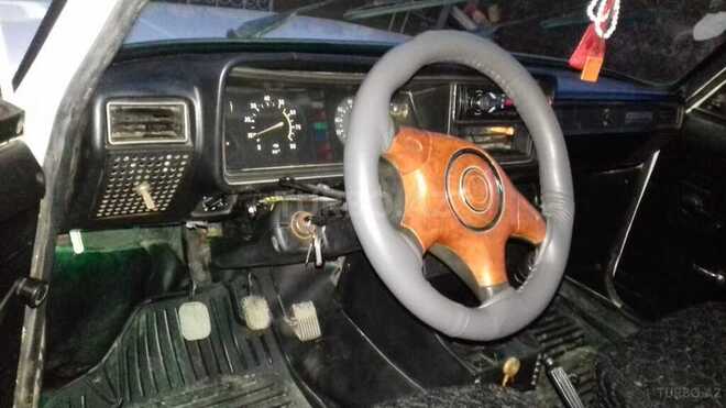 LADA (VAZ) 2107 2000, 333,333 km - 1.6 l - Astara