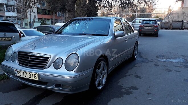 Mercedes E 320 2000, 190,000 km - 3.2 l - Bakı