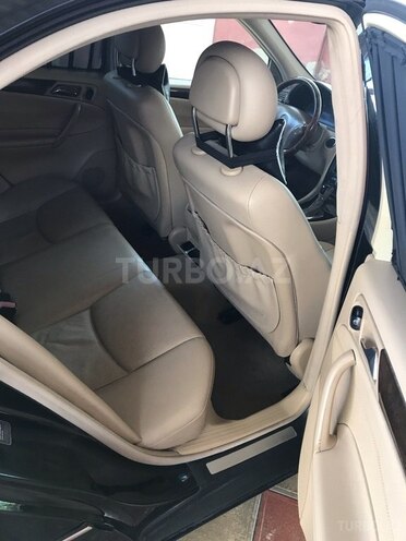Mercedes C 240 2002, 230,008 km - 2.6 л - Bakı