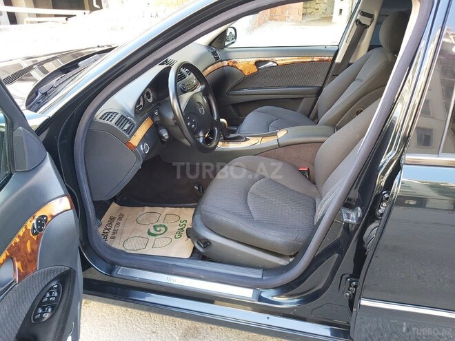 Mercedes E 240 2003, 241,000 km - 2.4 l - Bakı
