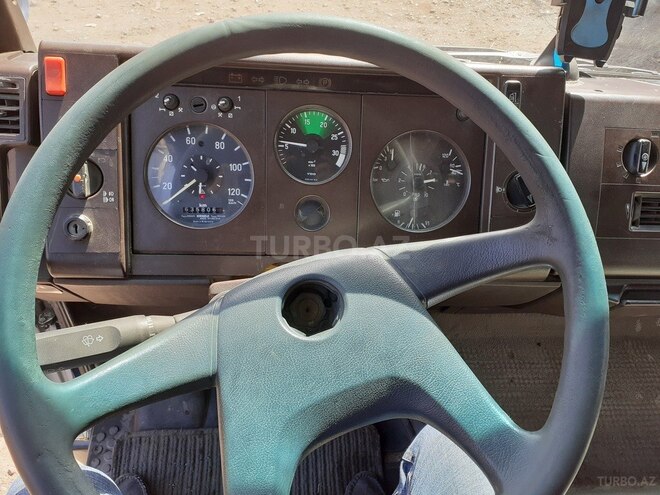 Mercedes 814 D 1990, 385,000 km - 4.0 л - Bakı
