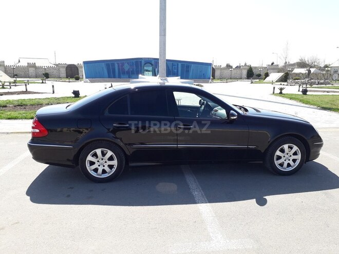 Mercedes E 220 2007, 182,456 km - 2.2 l - Bakı
