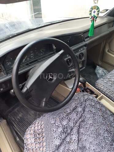 Mercedes 190 1988, 150,000 km - 2.0 l - Bakı