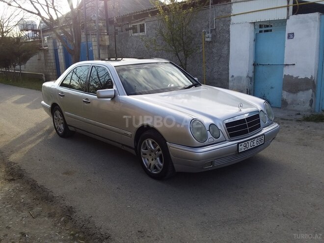 Mercedes E 230 1995, 450,054 km - 0.2 l - Beyləqan