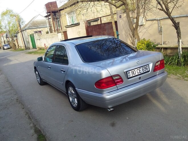 Mercedes E 230 1995, 450,054 km - 0.2 l - Beyləqan
