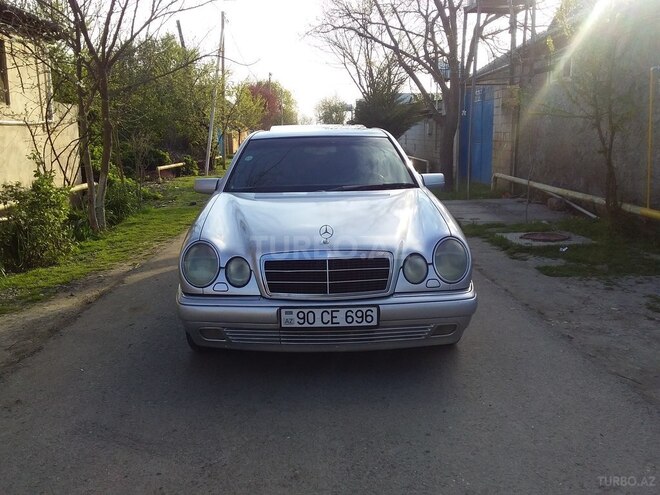Mercedes E 230 1995, 450,054 km - 0.2 l - Beyləqan