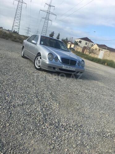 Mercedes E 240 2000, 307,000 km - 2.4 l - Bakı
