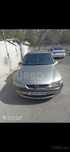 Opel Vectra 1996, 200,000 km - 2.0 л - Bakı
