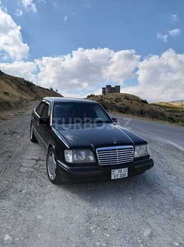 Mercedes E 320 1994, 342,222 km - 3.2 л - Xırdalan