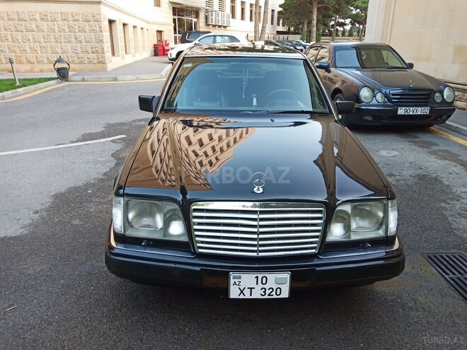 Mercedes E 320 1994, 342,222 km - 3.2 л - Xırdalan