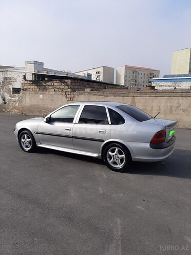Opel Vectra 1998, 327,000 km - 2.0 l - Sumqayıt